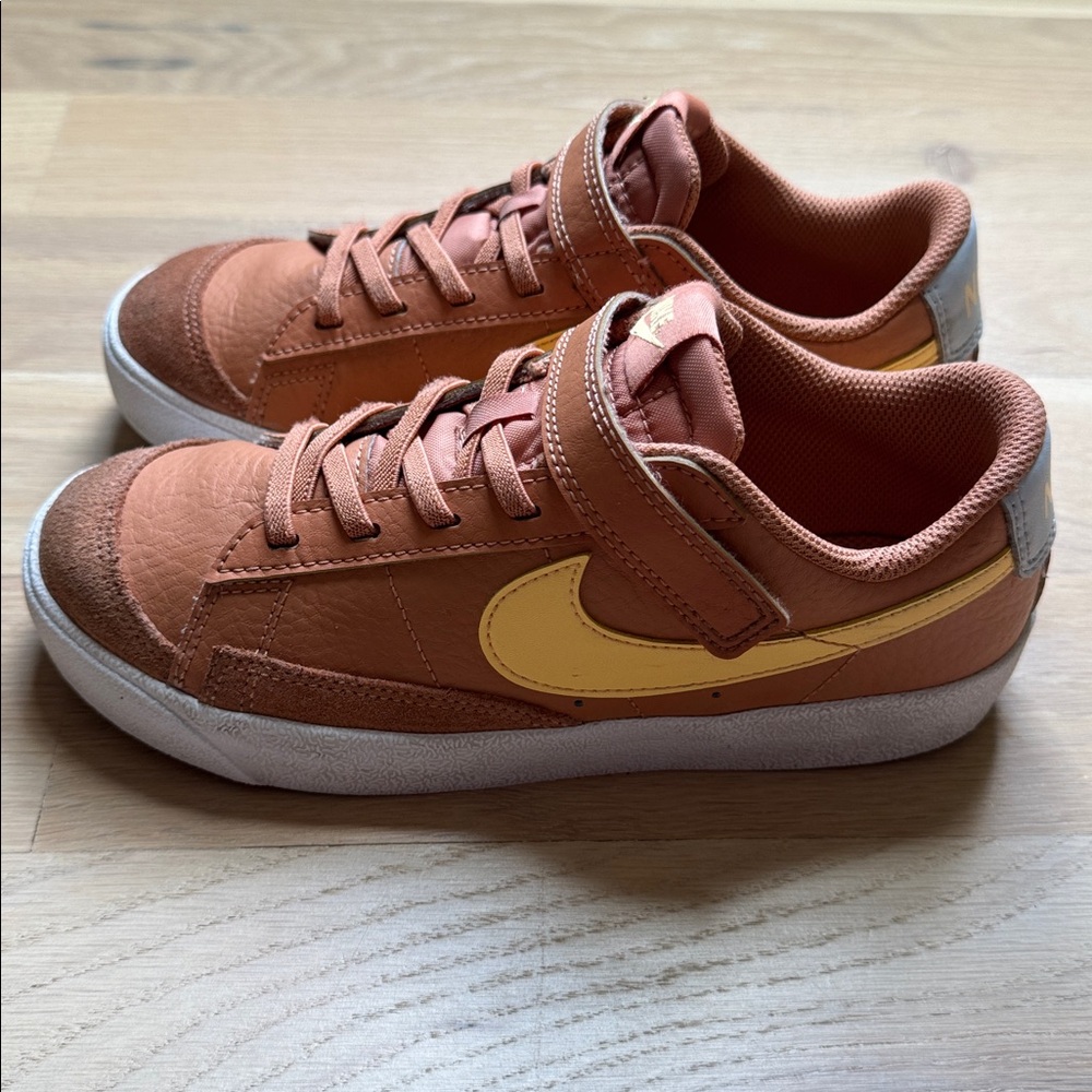 Kids’ Nike BLAZER LOW '77 PS 'AMBER BROWN' - Size 3Y